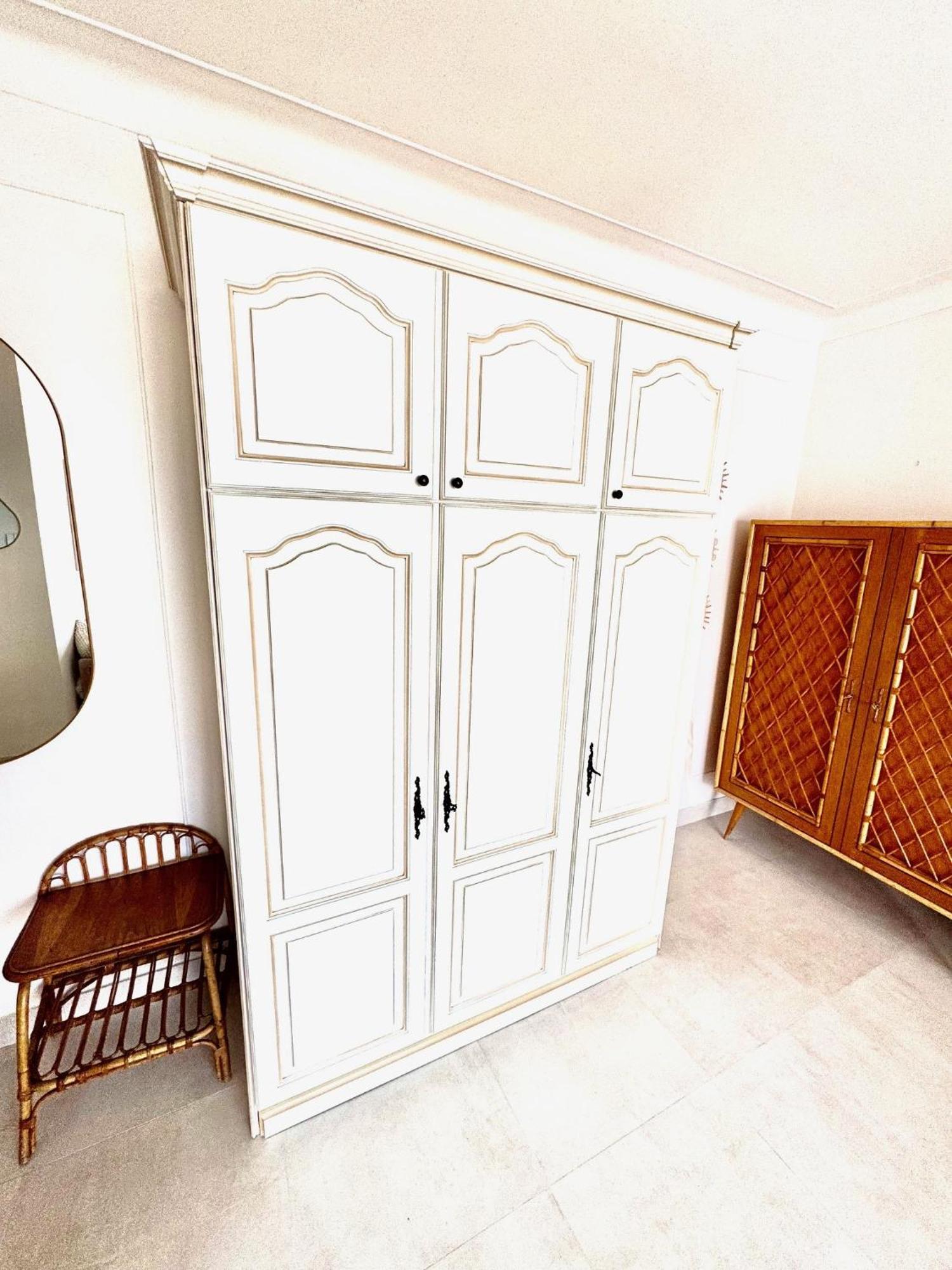 Cozy Studio, Sea View, Old Town, Near Beaches อองทีบส์ ภายนอก รูปภาพ