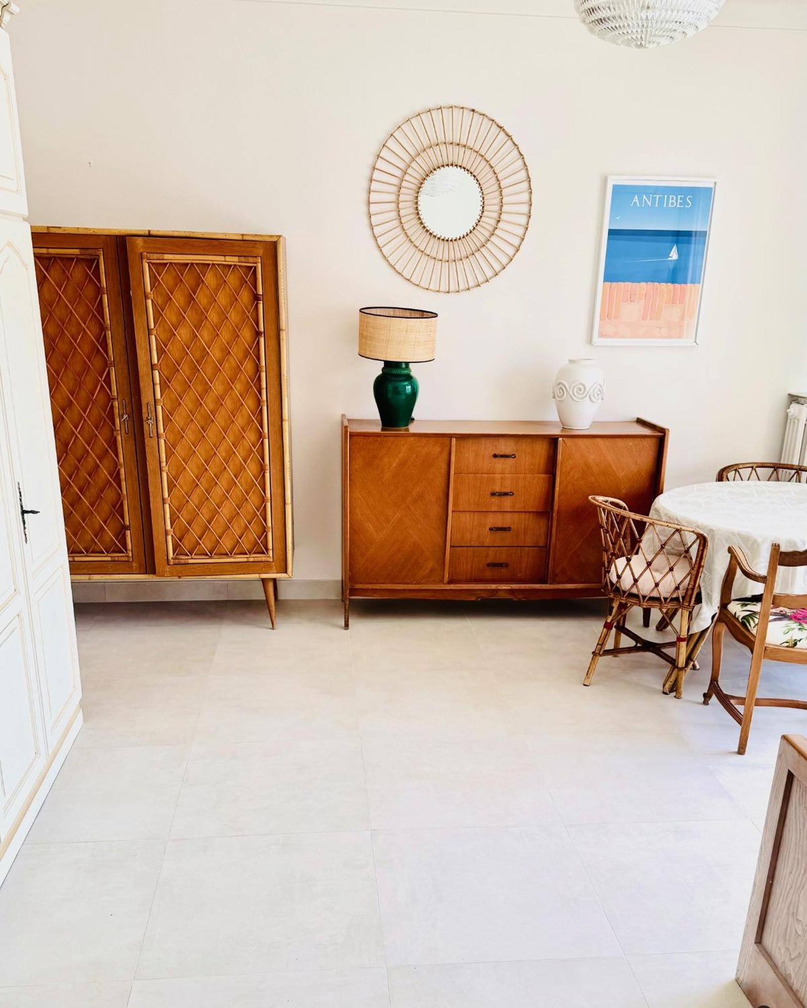 Cozy Studio, Sea View, Old Town, Near Beaches อองทีบส์ ภายนอก รูปภาพ